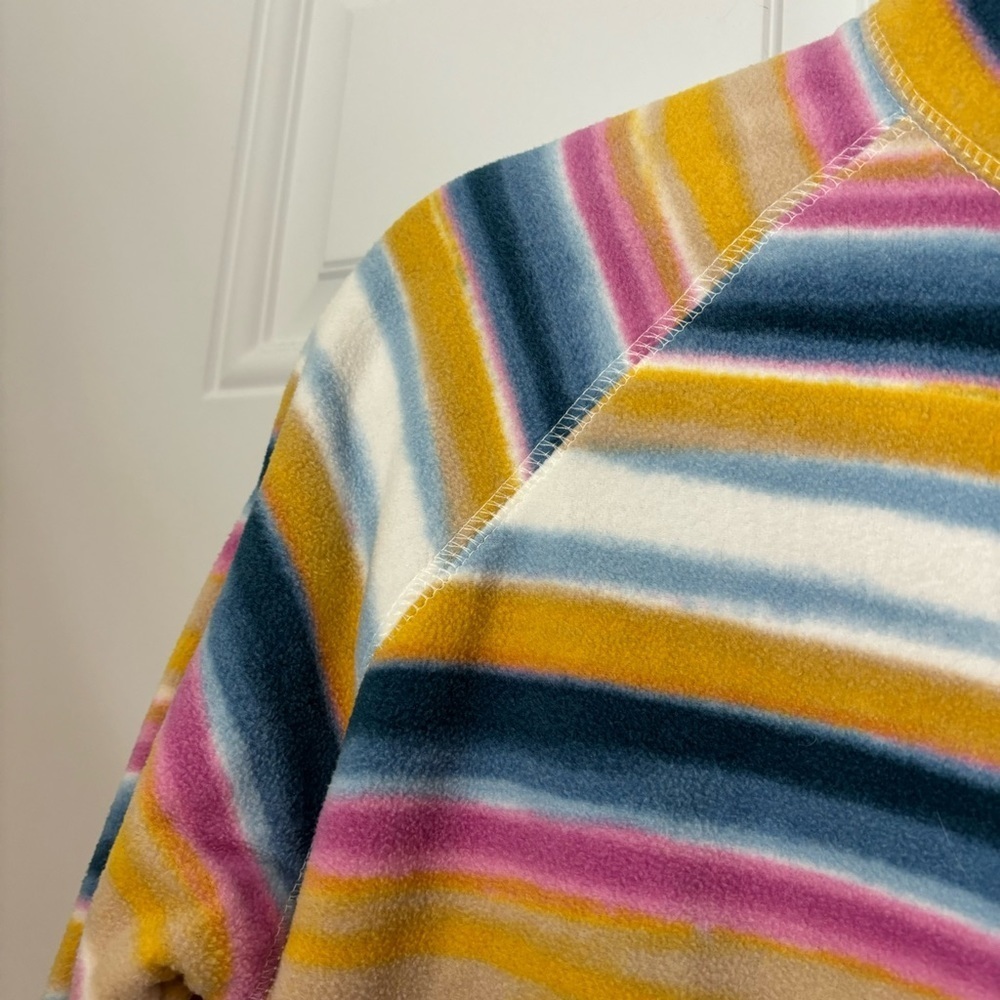 ❤️2/$15 or 3/$21❤️NWT Eddie Bauer Striped 1/4 Zipped Pullover Fleece, Size M - Picture 5 of 11